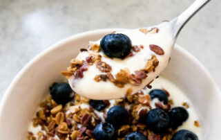 Post-entreno con miel y polen, ideas para recuperarte - El Colmenar de Valderromero